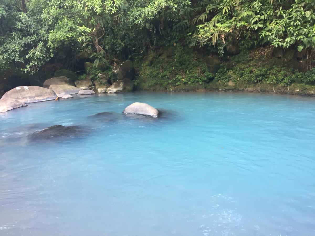 Cabinas Piuri Rio Celeste Extérieur photo