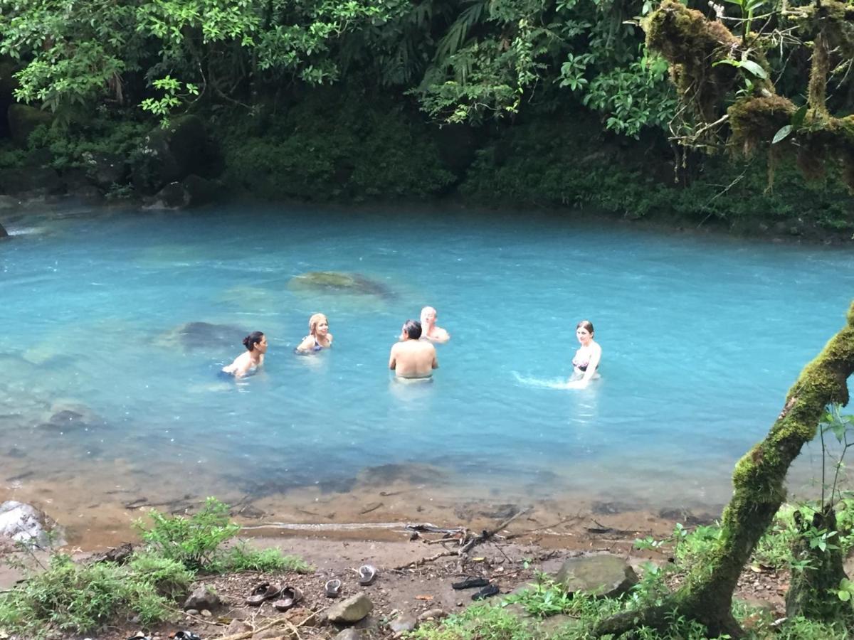 Cabinas Piuri Rio Celeste Extérieur photo