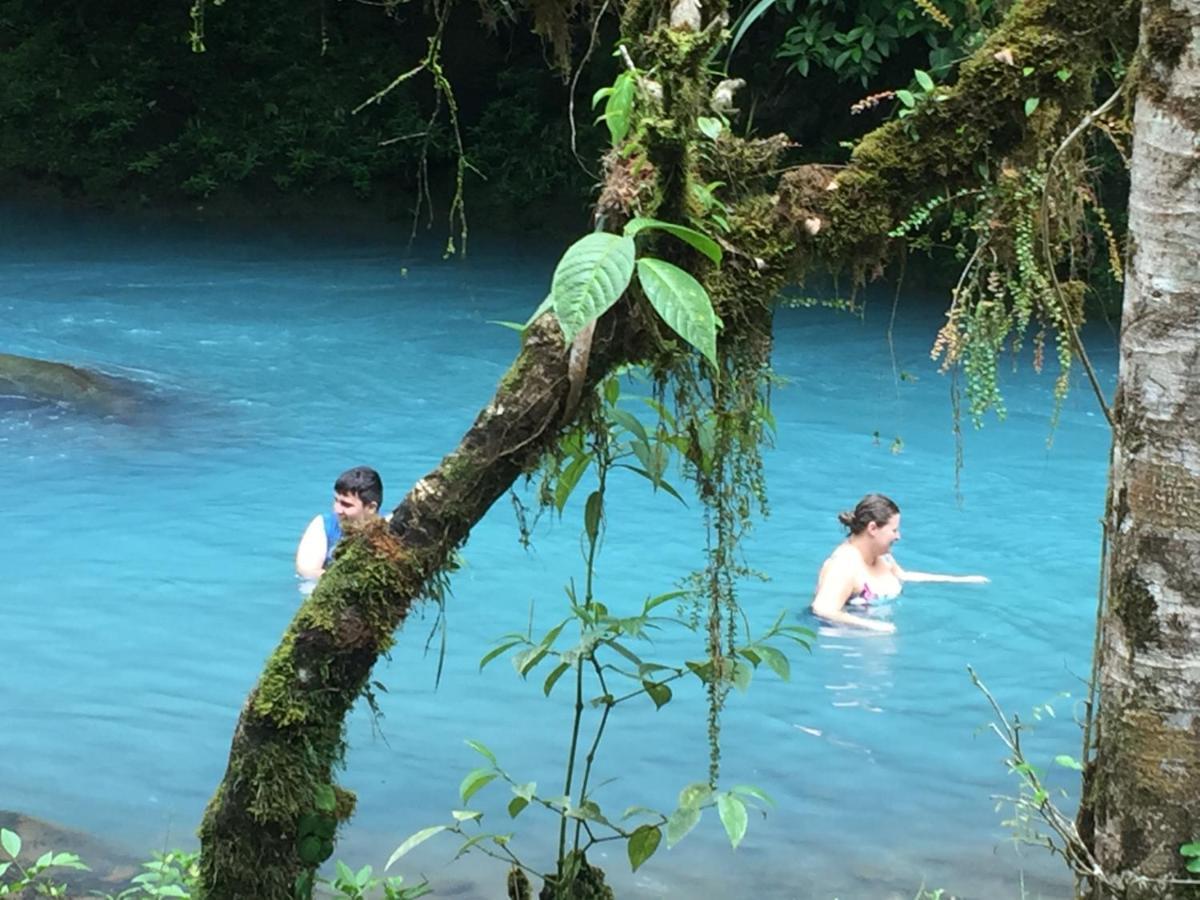 Cabinas Piuri Rio Celeste Extérieur photo