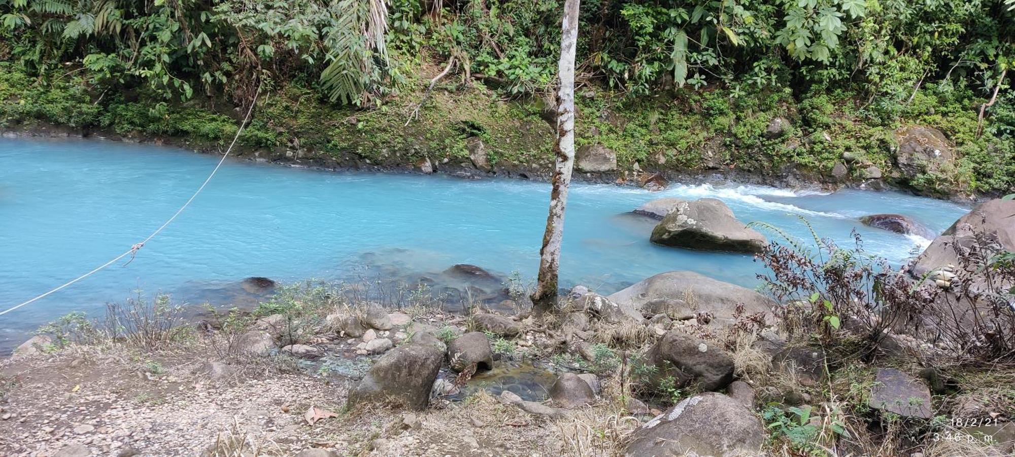 Cabinas Piuri Rio Celeste Extérieur photo