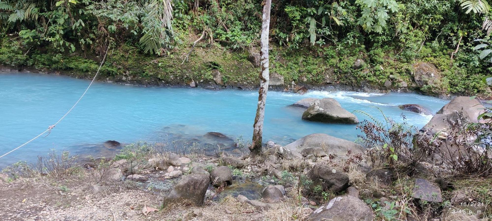 Cabinas Piuri Rio Celeste Extérieur photo