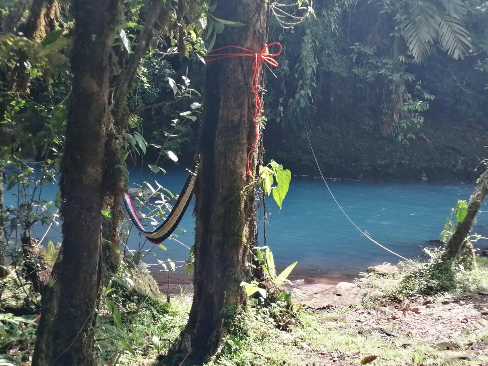 Cabinas Piuri Rio Celeste Extérieur photo