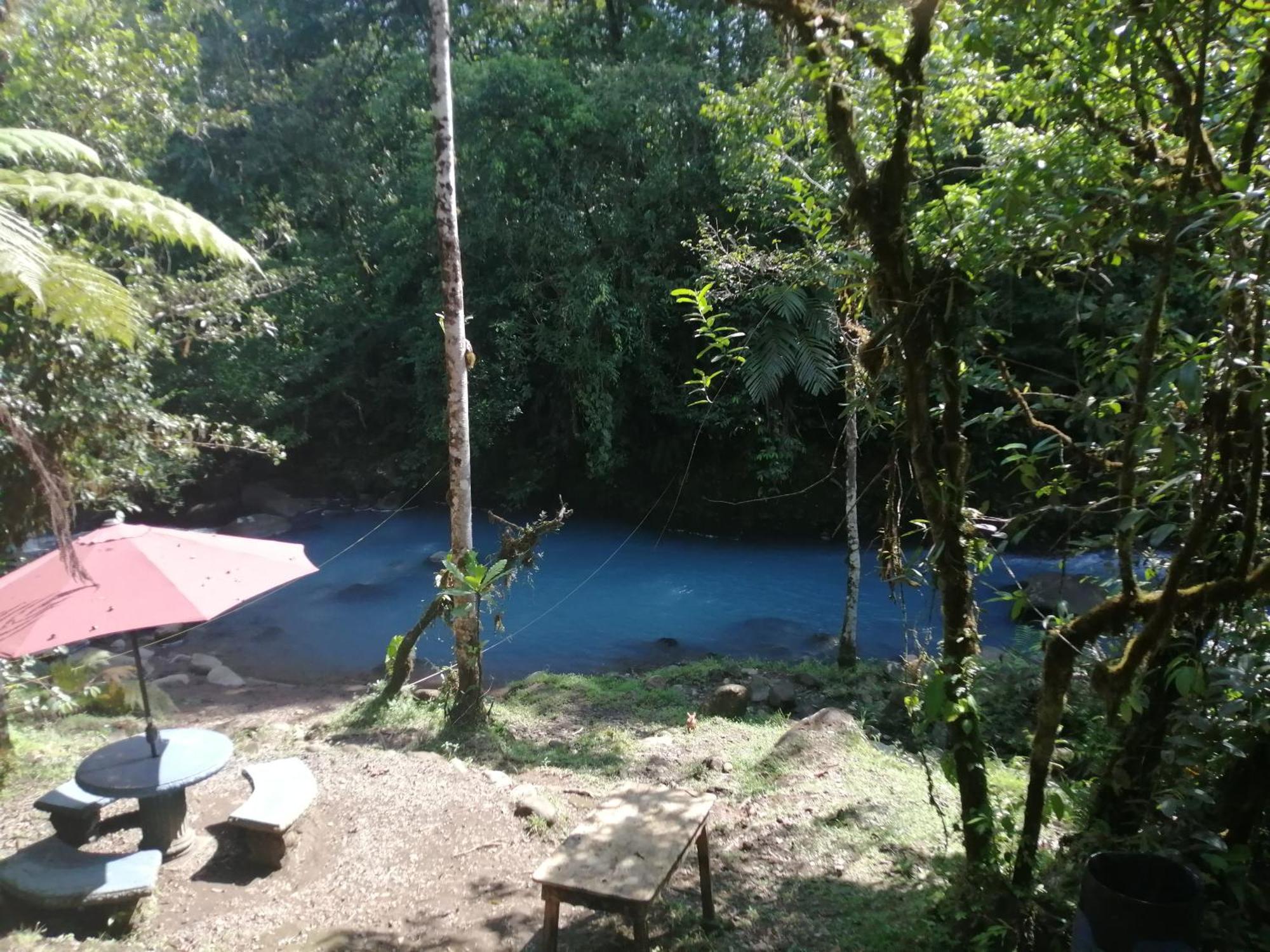 Cabinas Piuri Rio Celeste Extérieur photo